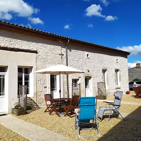 Les Du Vigneron Et Cd'h Bed & Breakfast