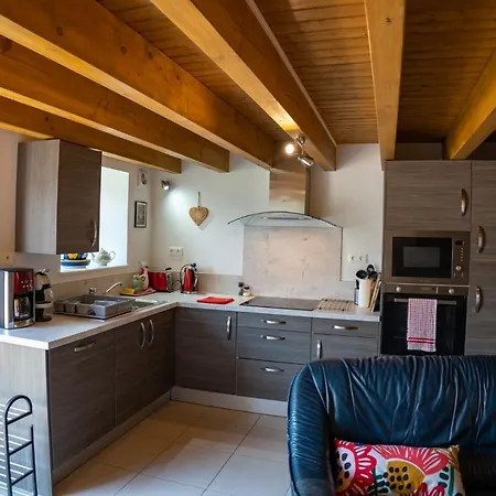 Les Du Vigneron Et Cd'h Bed & Breakfast Saint-Seurin-de-Palenne