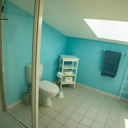 Les Du Vigneron Et Cd'h 4* Saint-Seurin-de-Palenne