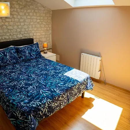 Bed & Breakfast Les Du Vigneron Et Cd'h 4*