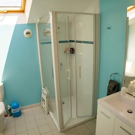 Les Du Vigneron Et Cd'h 4*