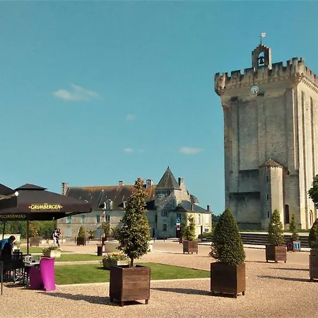 Nocleg ze śniadaniem Les Du Vigneron Et Cd'h Saint-Seurin-de-Palenne