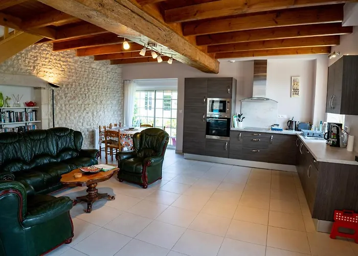 Les Du Vigneron Et Cd'h Bed and breakfast