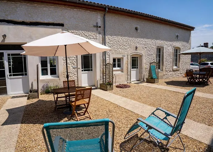 Bed and breakfast Les Du Vigneron Et Cd'h Saint-Seurin-de-Palenne