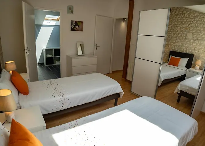 Les Du Vigneron Et Cd'h 4*