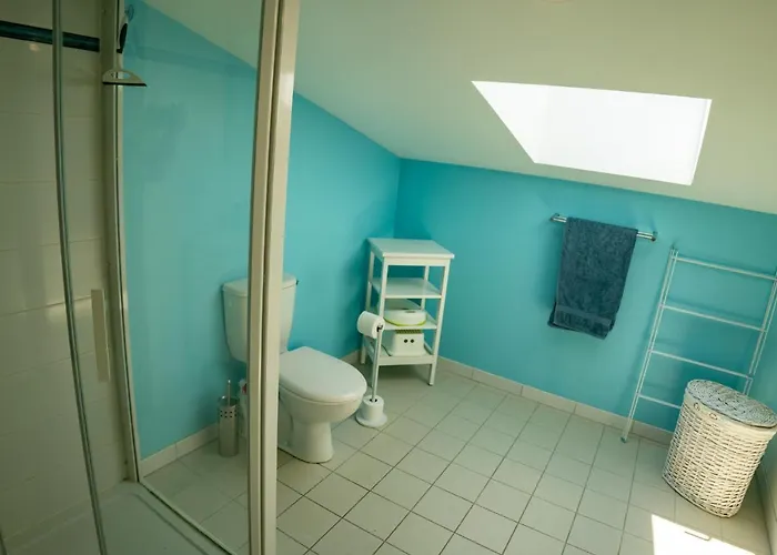 Les Du Vigneron Et Cd'h 4* Saint-Seurin-de-Palenne