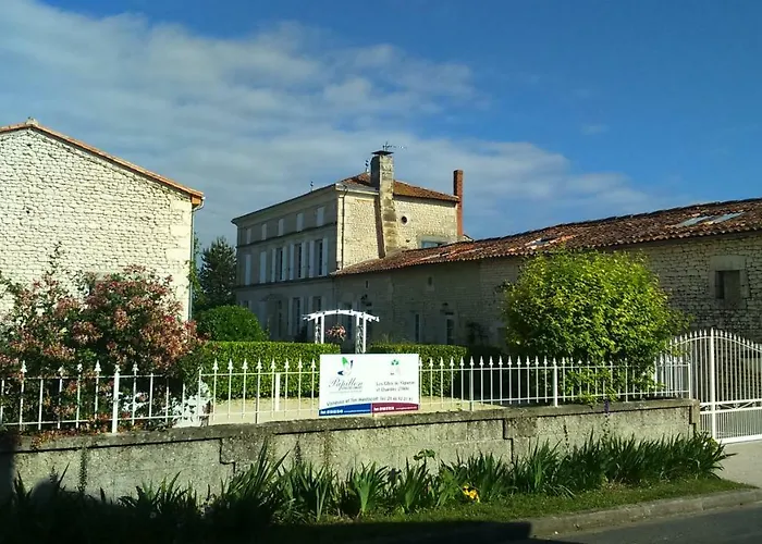 Bed and breakfast Les Du Vigneron Et Cd'h Saint-Seurin-de-Palenne